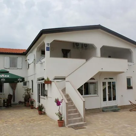 New Near Beach - Zitna X - Ae1541 Vir